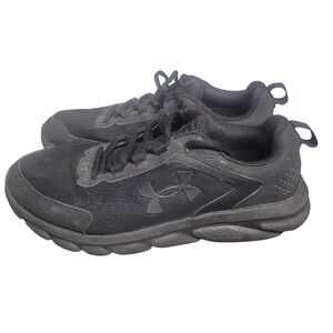Under Armour Black Athletic Sneakers Size 9